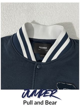 Jersey Varsity Pull&Bear Azul Marino y Blanco
