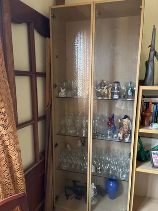 Vitrina de comedor madera y cristal