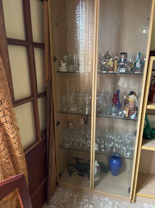 Vitrina de comedor madera y cristal
