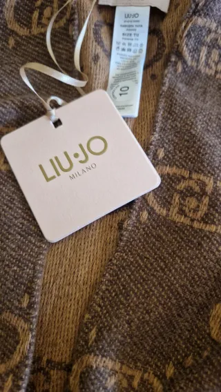 Poncho con logotipo Liu Jo