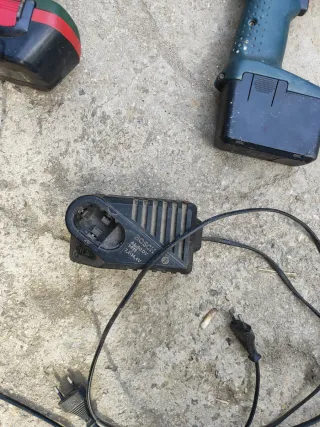 Taladro Bosch y Hitachi + Cargadores