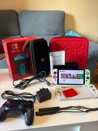 Nintendo Switch OLED con scatola e accessori