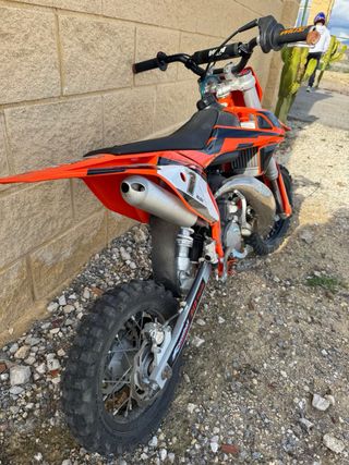 KTM 50 SX Mini 2018 automatica con kit limitación