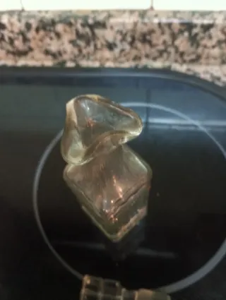 Aceitera antigua de cristal