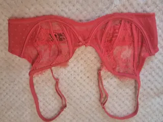 Lote 3 Sujetadores 85C Nuevos con etiqueta