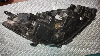 Faro Izquierdo Toyota Yaris 2017 a 2020