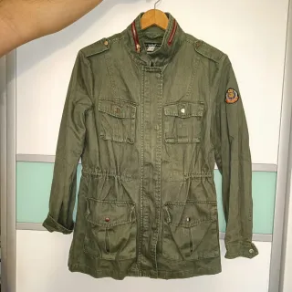 Chaqueta militar verde mujer