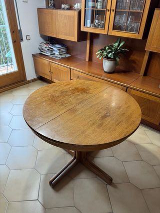 Mesa comedor extensible y 4 sillas