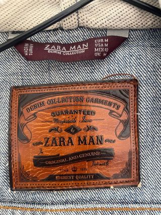 Chaleco vaquero con capucha