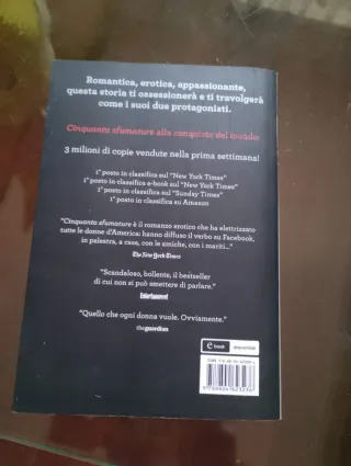 Cinquanta sfumature di grigio (Italian Edition)