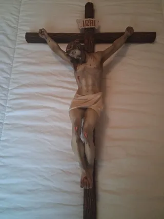 Cristo antiguo grande de olot con sello