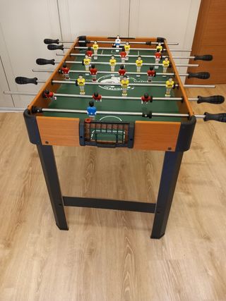 Futbolín de madera