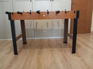 Futbolín de madera