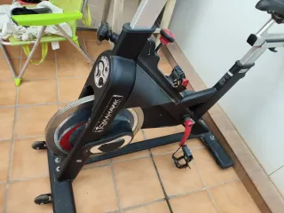 Bicicleta Spinning Tomahawk IC2