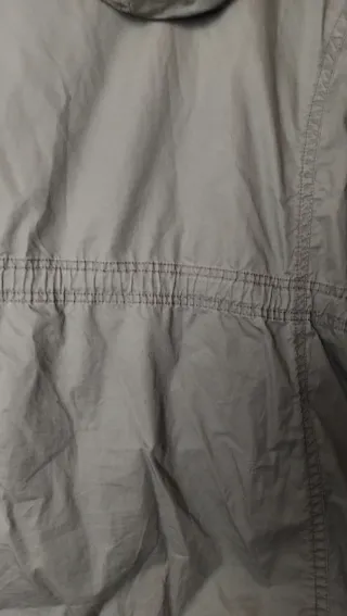 Cazadora larga verde talla 42 Por 8 ers