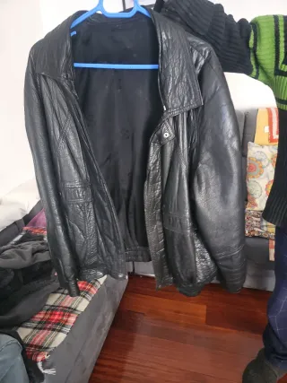 Cazadora de cuero negra Talla G