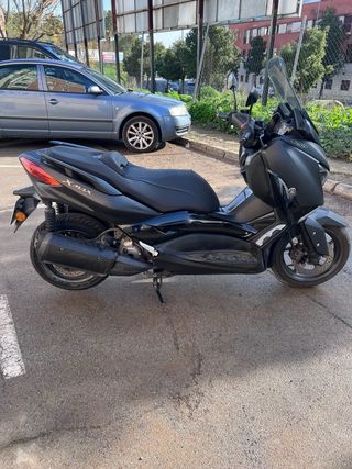 Yamaha Xmax 300 Tech Max