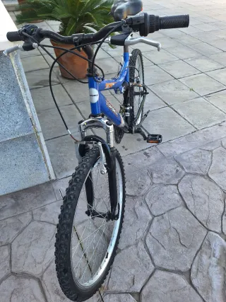 Bicicleta de montaña TOPBIKE FS Teens 24"