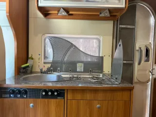 Auto Caravana Dethleffs