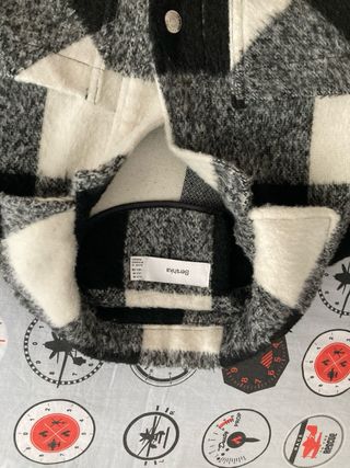Chaqueta cuadros blanco y negro
