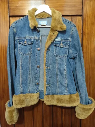 Chaqueta vaquera con pelo