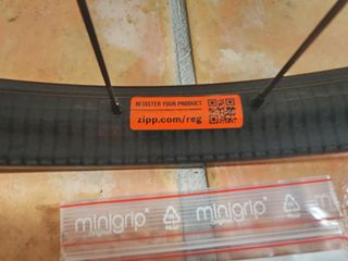 Rueda delantera Zipp 3zero Moto Carbono 27.5