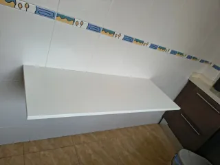 Mesa Abatible Cocina Blanca y Metal