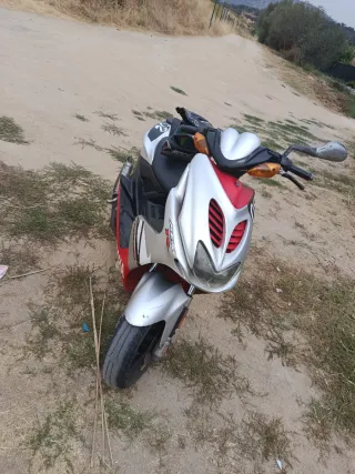Moto Scooter Yamaha 50cc