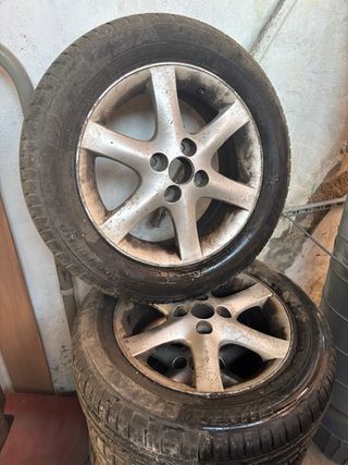 Piezas Toyota Corolla 2005