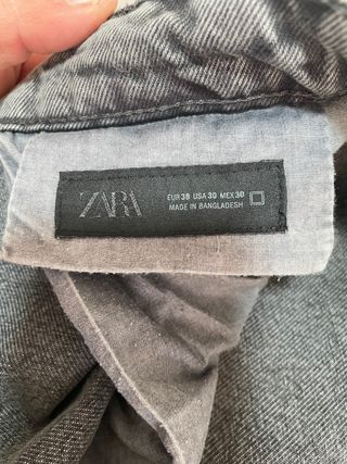 Pantalones vaqueros grises anchos