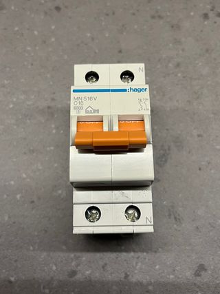 Magnetotérmico Hager 15A