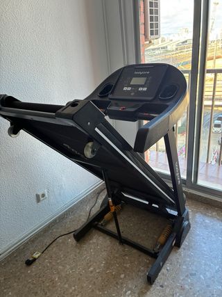 Cinta de correr Bodytone DT16 plegable