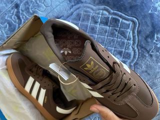 Adidas Samba Marrones y Blancas