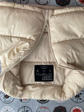 Chaleco acolchado beige