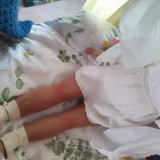 Muñeca antigua de colección. Necesita reparación.