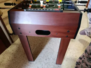 Futbolín de madera