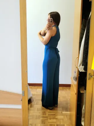 Mono invitada palazzo azul petróleo Zara