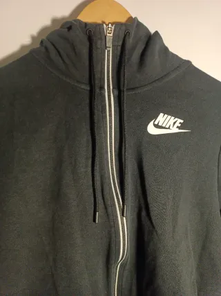 Sudadera Nike Negra Unisex Sportswear Moderna Y2K