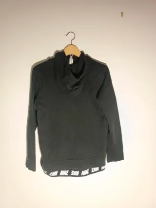 Sudadera Nike Negra Unisex Sportswear Moderna Y2K