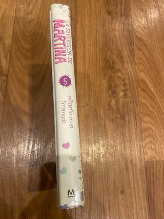 Misterio en el internado (La diversión de Martina)