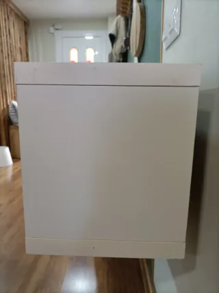 Estantería IKEA ODDA puertas correderas