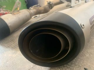 Línea de escape moto sin homologar