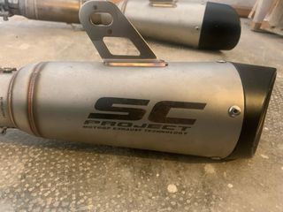 Línea de escape moto sin homologar