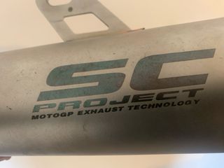 Línea de escape moto sin homologar