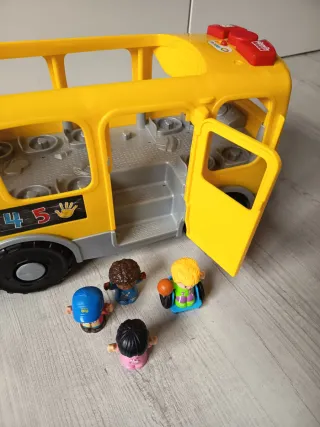 Autobús amarillo Fisher Price