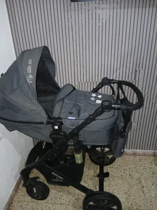 Silla de paseo gris con osito