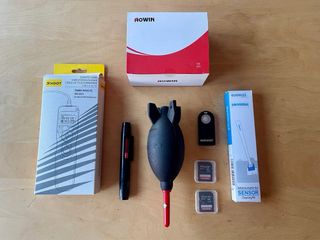 Cámara Nikon D7200 + objetivo 18-140 VR + extras