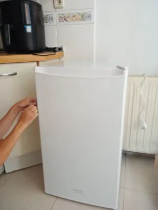 Frigobar Minibar Nevera Pequeña 90L