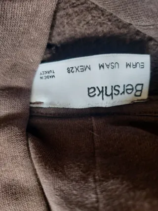 Sudadera Bershka con estampado Talla M
