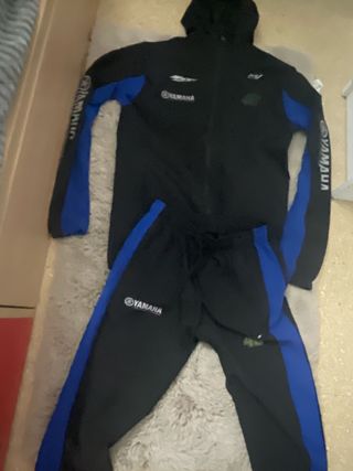 Chándal Yamaha Negro y Azul